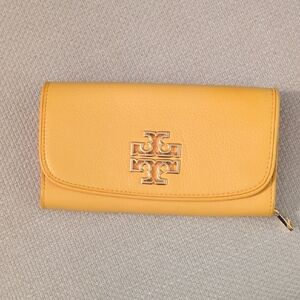 Tory Burch Yellow Pebbled Leather Continental Wallet with Gold Logo